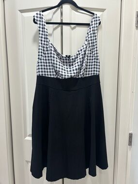TORRID Dress Sz 22 Black and White Gingham Fit-and-Flare Sleeveless